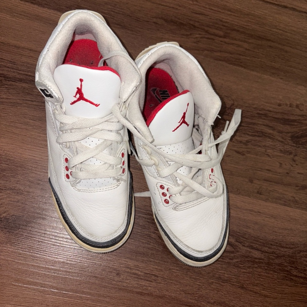 Nike Kids White and Red Sneakers